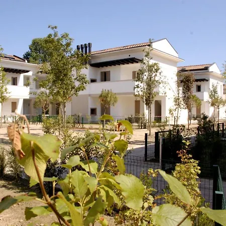 Daire Luminous Flat With Attic With Pool Bibione