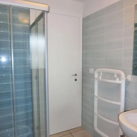 Luminous Flat With Attic With Pool Daire *