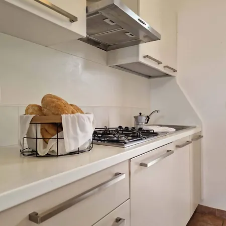 Luminous Flat With Attic With Pool Lägenhet