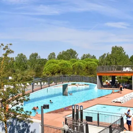 Luminous Flat With Attic With Pool Bibione