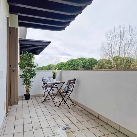 Luminous Flat With Attic With Pool Bibione