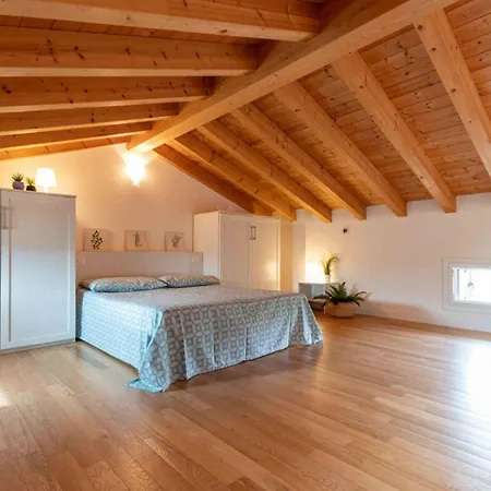 Luminous Flat With Pool