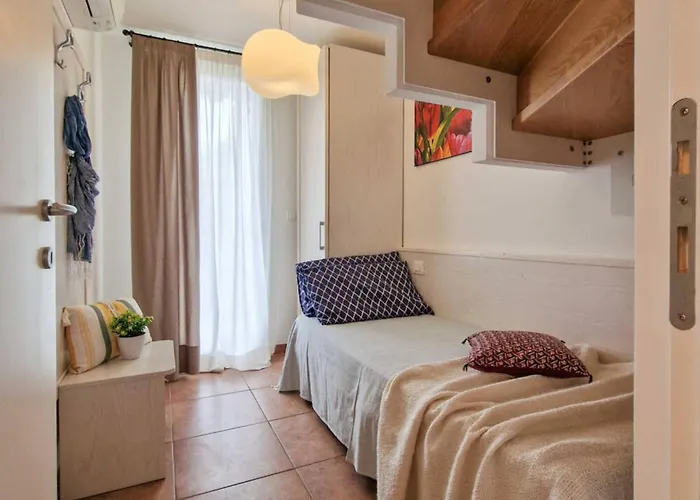Luminous Flat With Attic With Pool Bibione