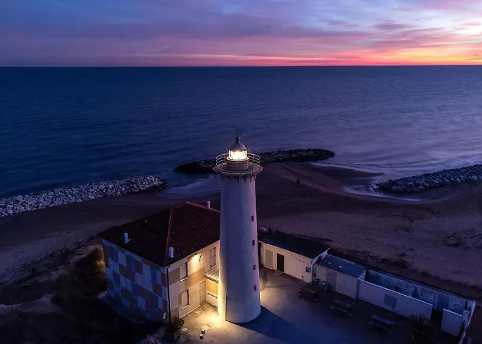 Luminous Flat With Attic With Pool Бибионе